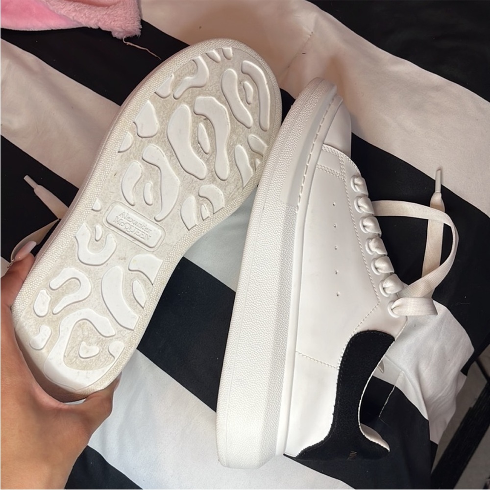 Alexander Mcqueens